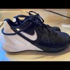 Nike Basketball shoes. Size 1.